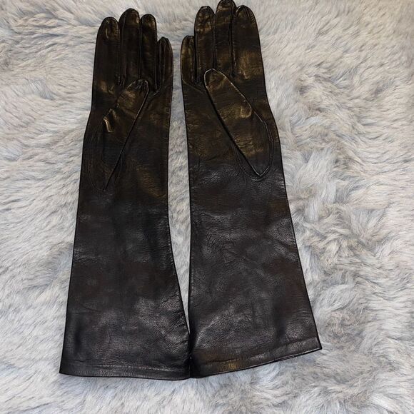 1940’s Vintage Black Long Leather Gloves with Embroidered Flowers - Picture 9 of 12